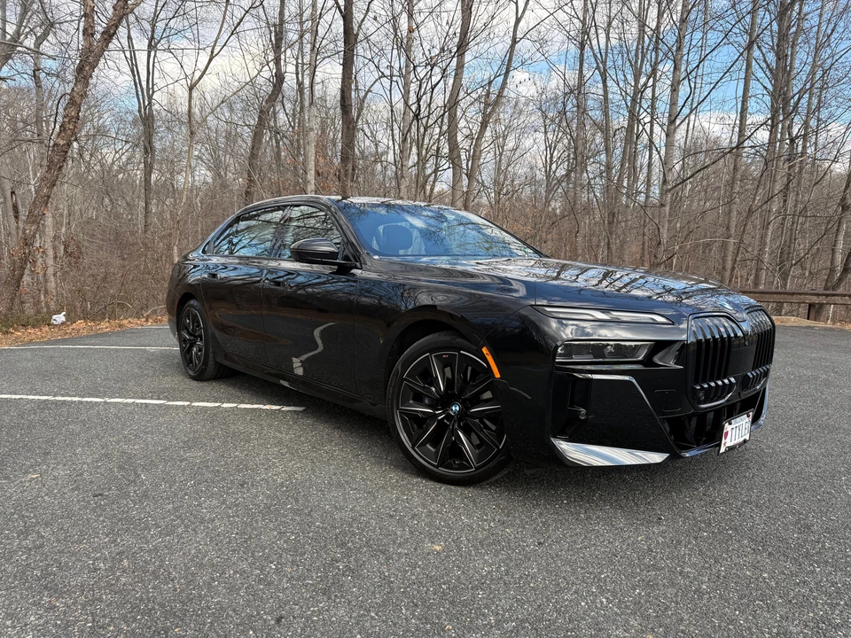 2023 BMW G70 7 Series - Image 21 of 31