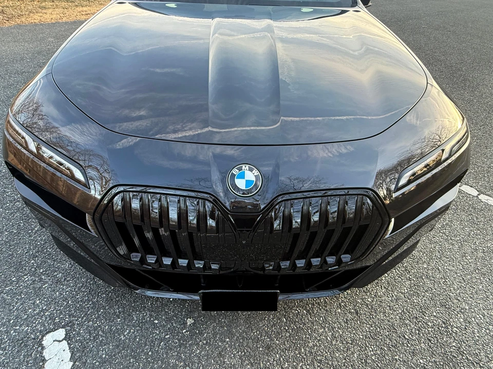 2023 BMW G70 7 Series - Image 26 of 31