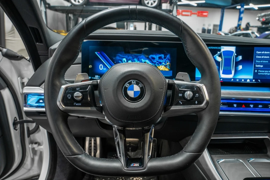2023 BMW G70 7 Series - Image 14 of 21