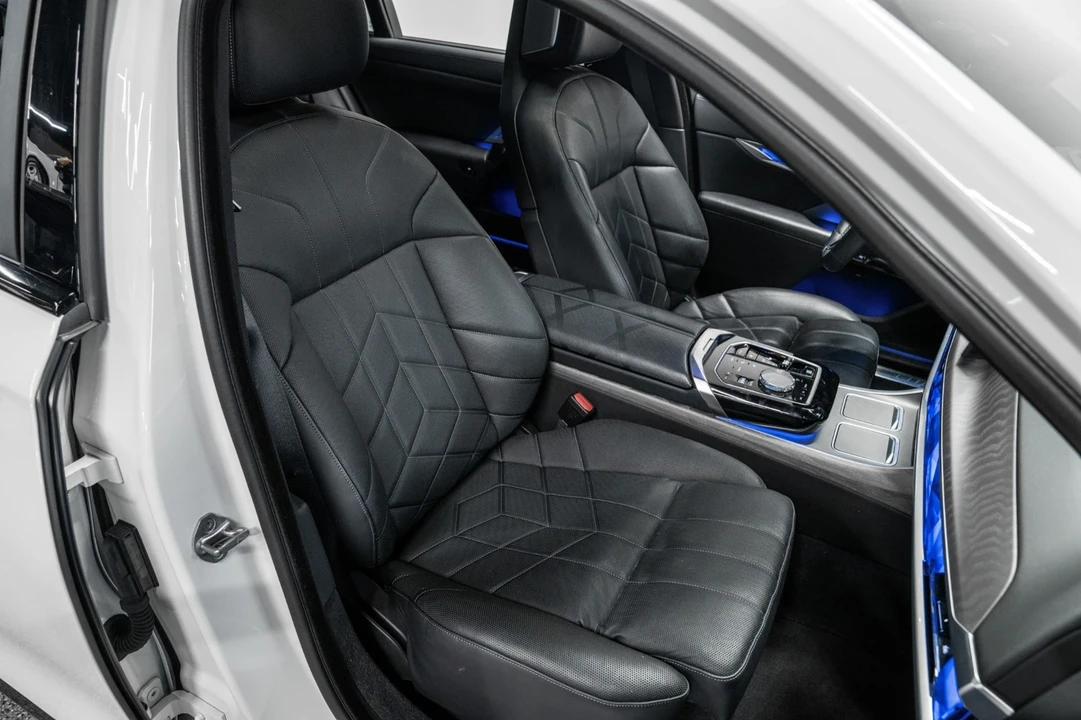 2023 BMW G70 7 Series - Image 20 of 21