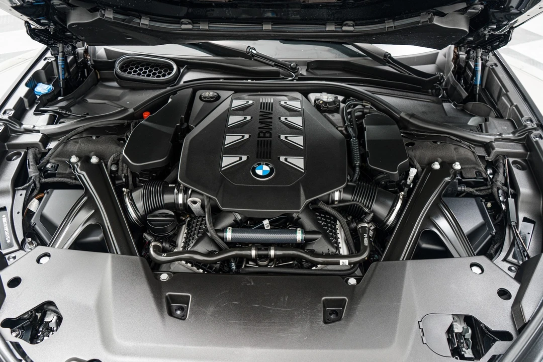 2023 BMW G70 7 Series - Image 12 of 12
