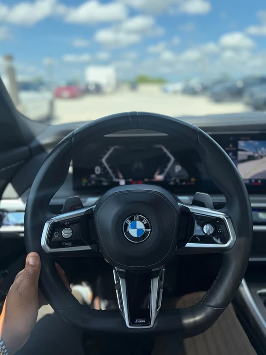 2023 BMW G70 7 Series - Image 17 of 17