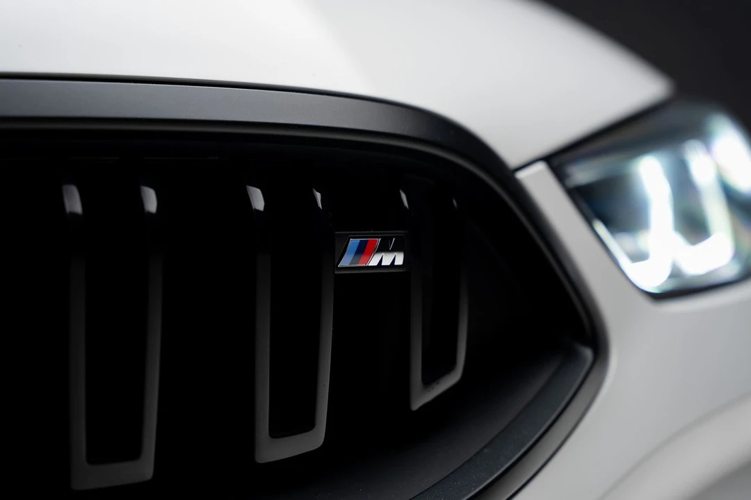 2023 BMW G14/G15/G16 M850i - Image 16 of 31