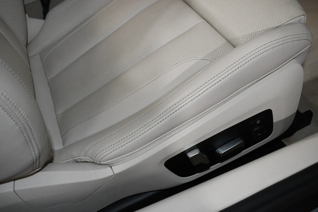 2023 BMW G14/G15/G16 M850i - Image 14 of 31