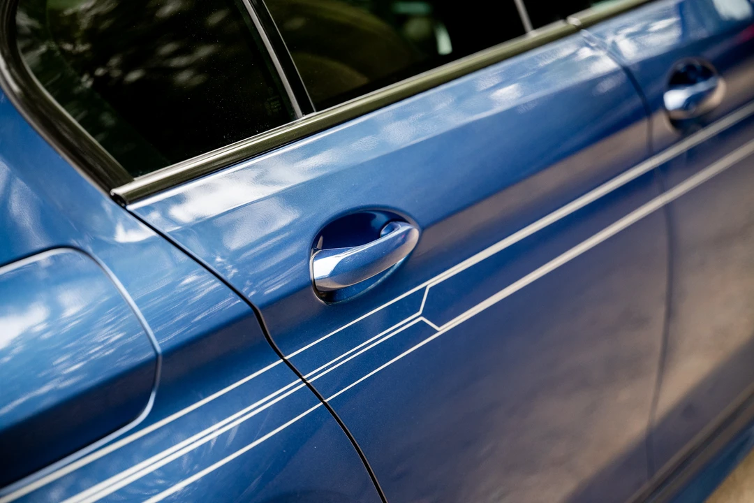 2023 BMW Alpina B5 - Image 27 of 31