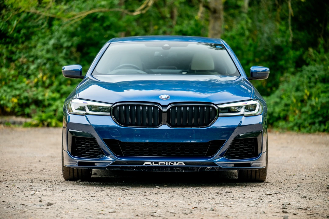 2023 BMW Alpina B5 - Image 2 of 31