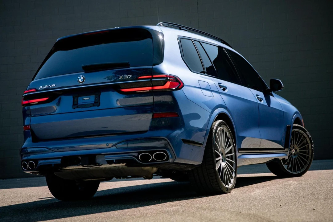 2023 BMW Alpina XB7 - Image 5 of 31