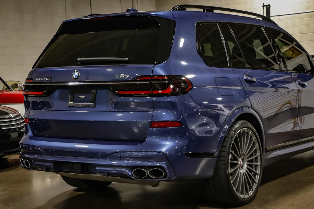 2023 BMW Alpina XB7 - Image 22 of 31