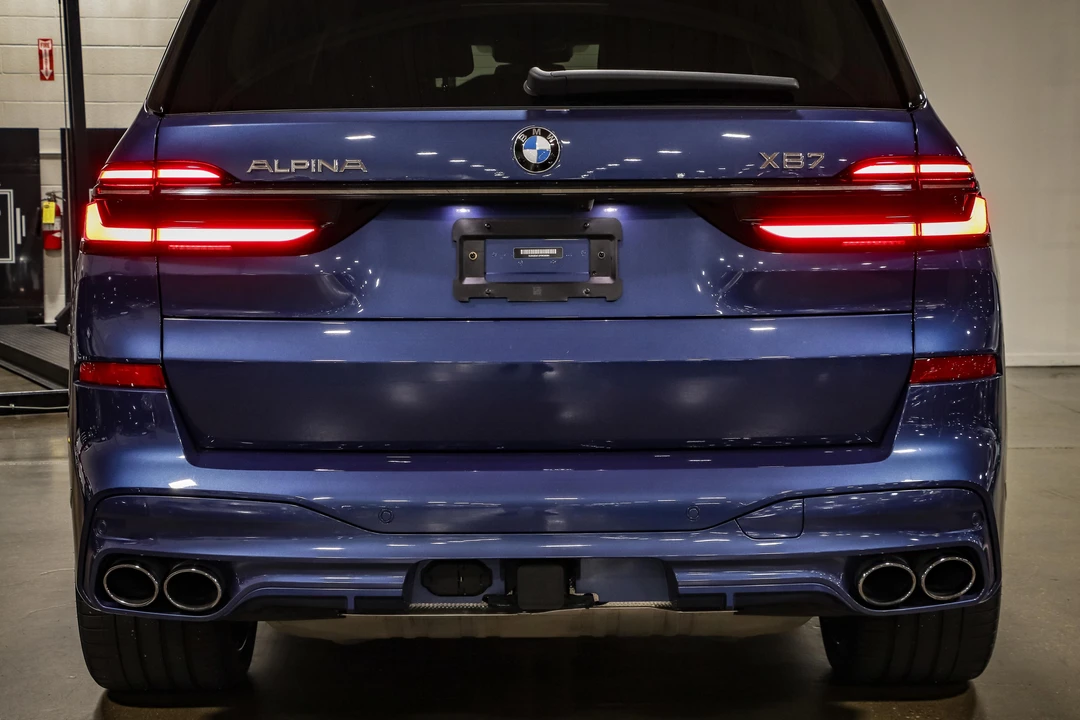 2023 BMW Alpina XB7 - Image 20 of 31