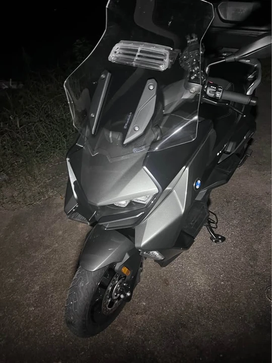 2023 BMW Motorcycles - Image 5 of 6