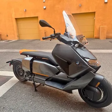 2023 BMW CE 04 Electric Motorcycle Scooter