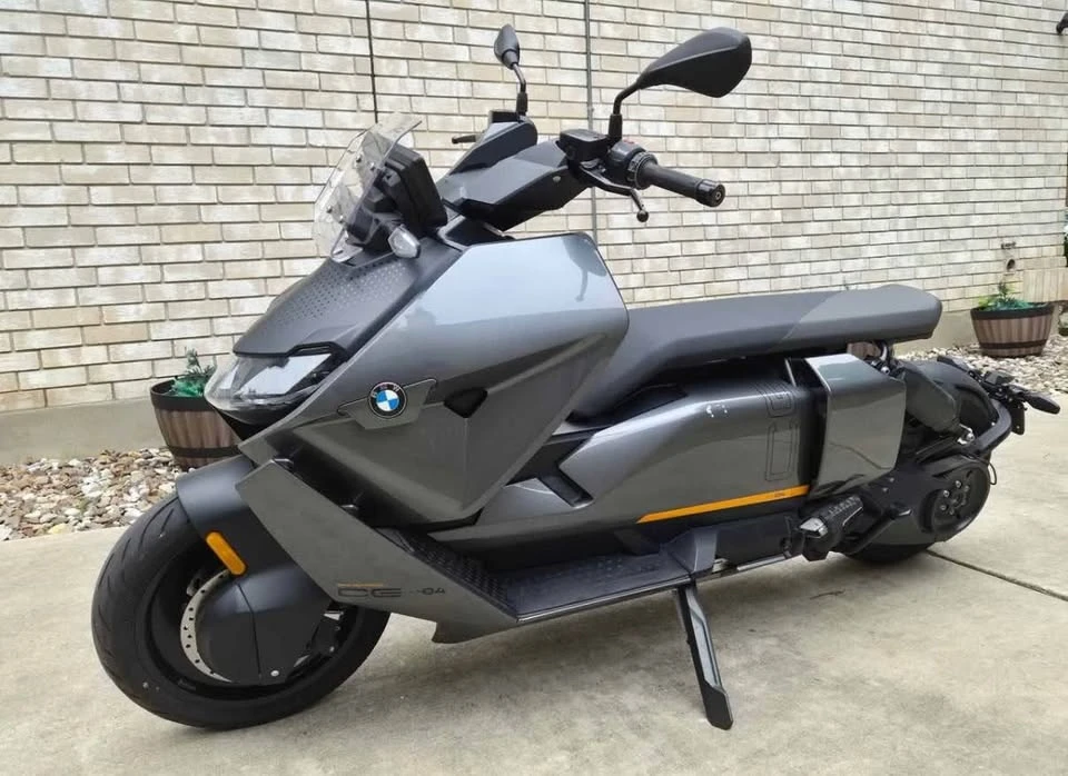 2023 BMW Motorcycles - Image 4 of 5