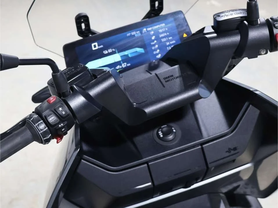 2023 BMW Motorcycles - Image 8 of 17