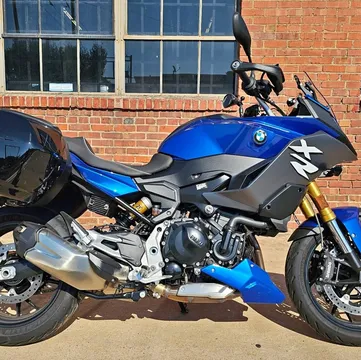 2023 BMW F 900 XR Sport