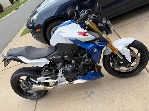 2023 BMW F 900 R