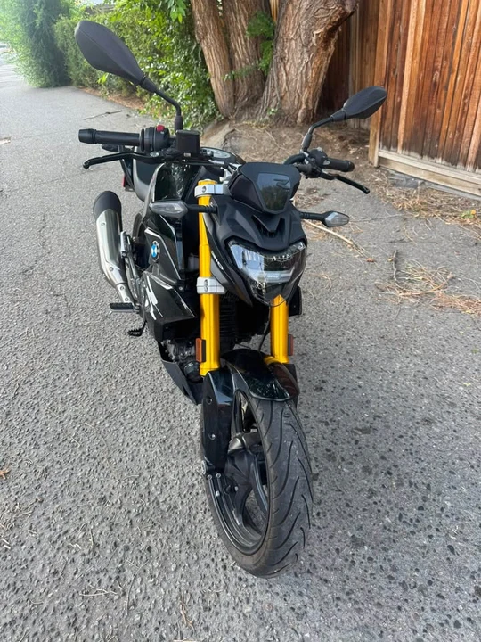 2023 BMW Motorcycles - Image 2 of 3