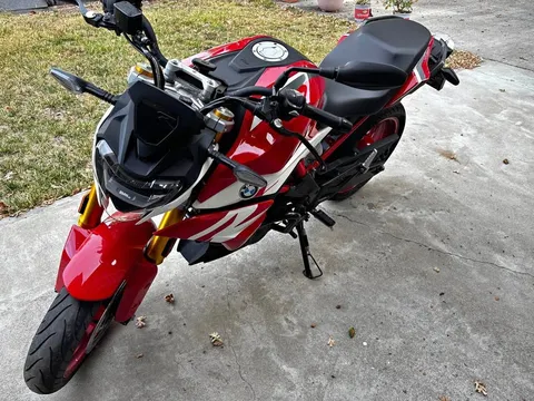 2023 BMW G 310 R