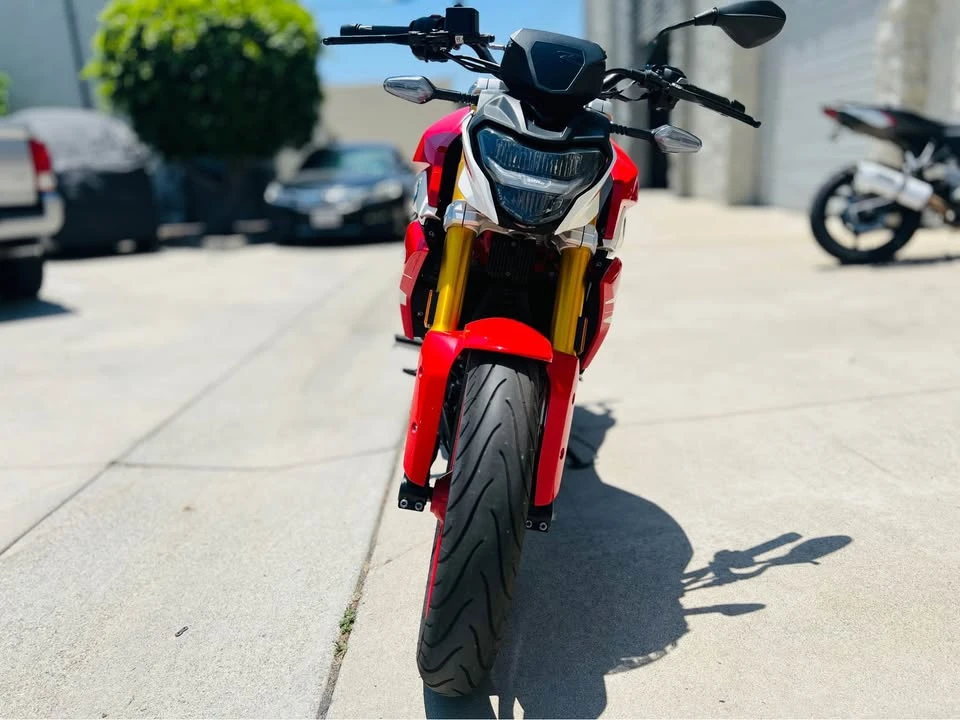 2023 BMW Motorcycles - Image 8 of 12