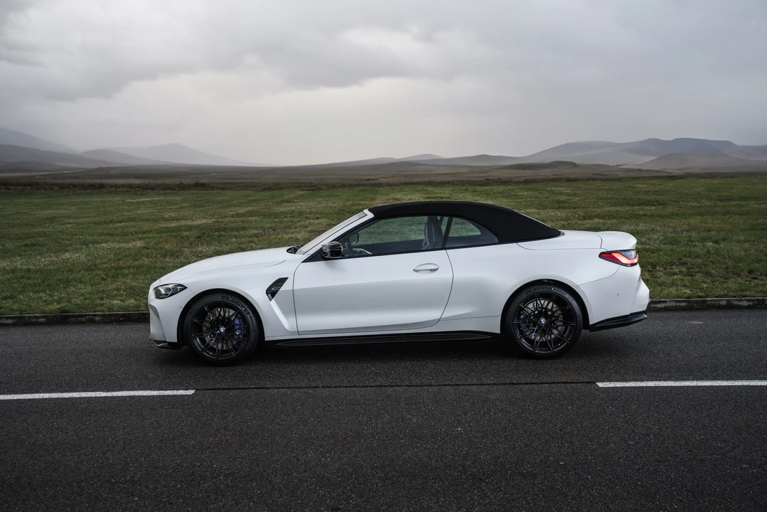 2023 BMW G82/G83 M4 - Image 9 of 31