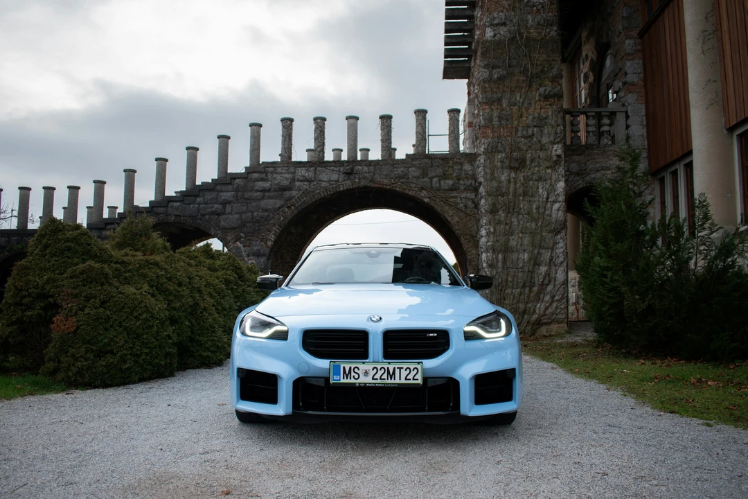 2023 BMW G87 M2 - Image 2 of 21