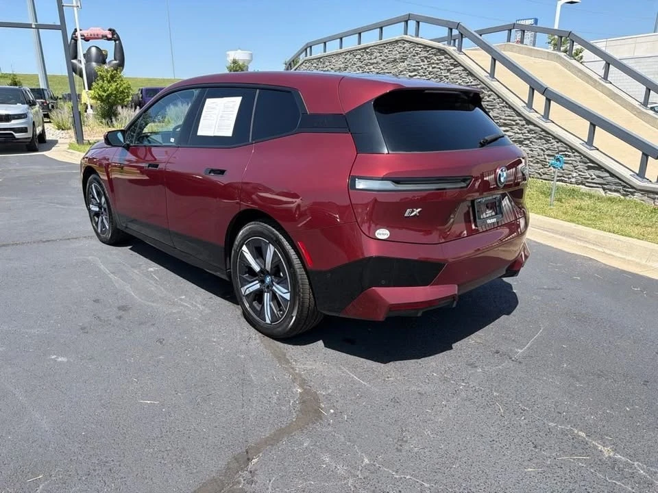 2023 BMW I20 iX - Image 8 of 17