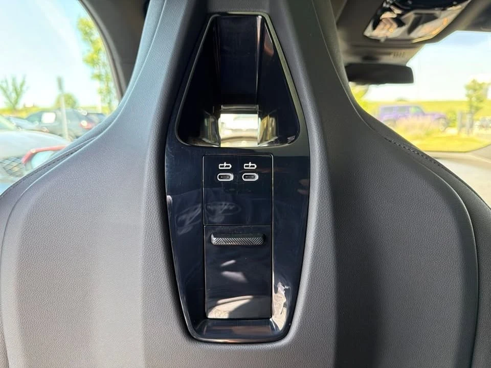 2023 BMW I20 iX - Image 14 of 17