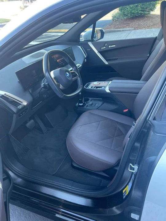 2023 BMW I20 iX - Image 8 of 11
