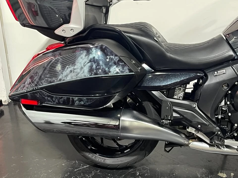 2023 BMW K1600 - Image 2 of 17