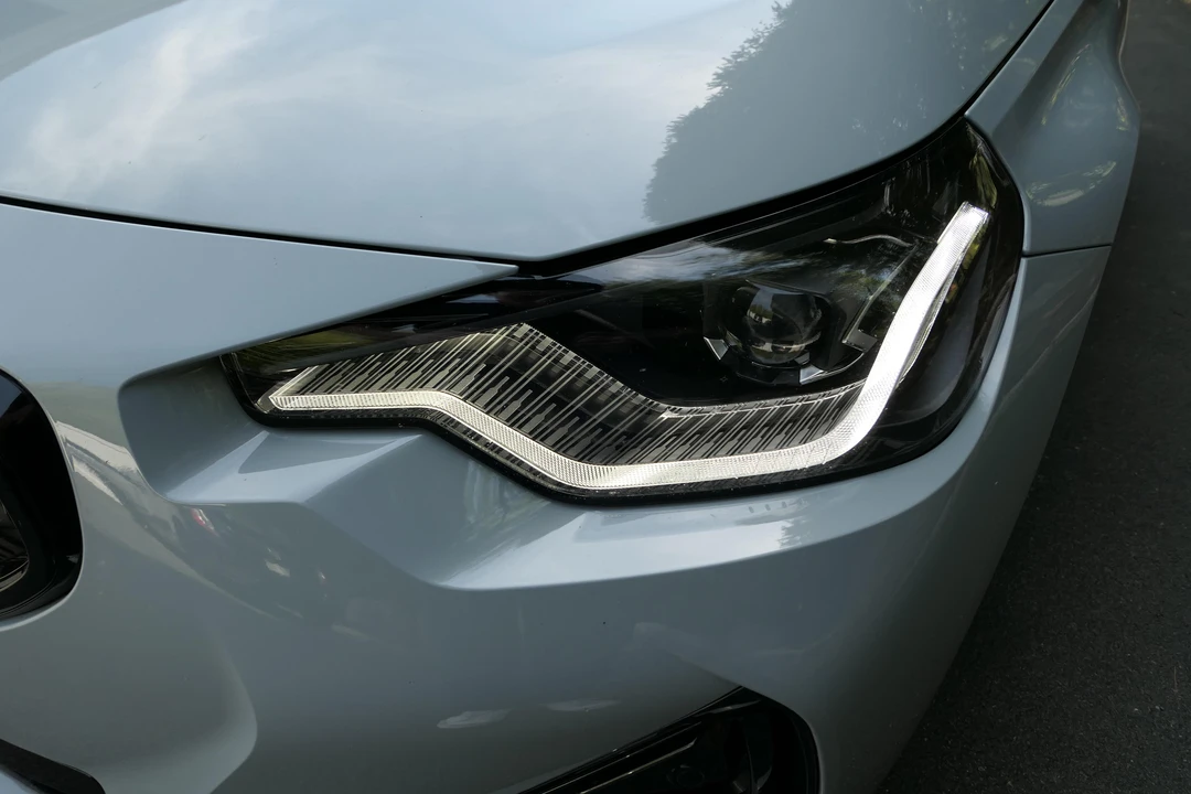 2023 BMW G42 M240i - Image 21 of 31