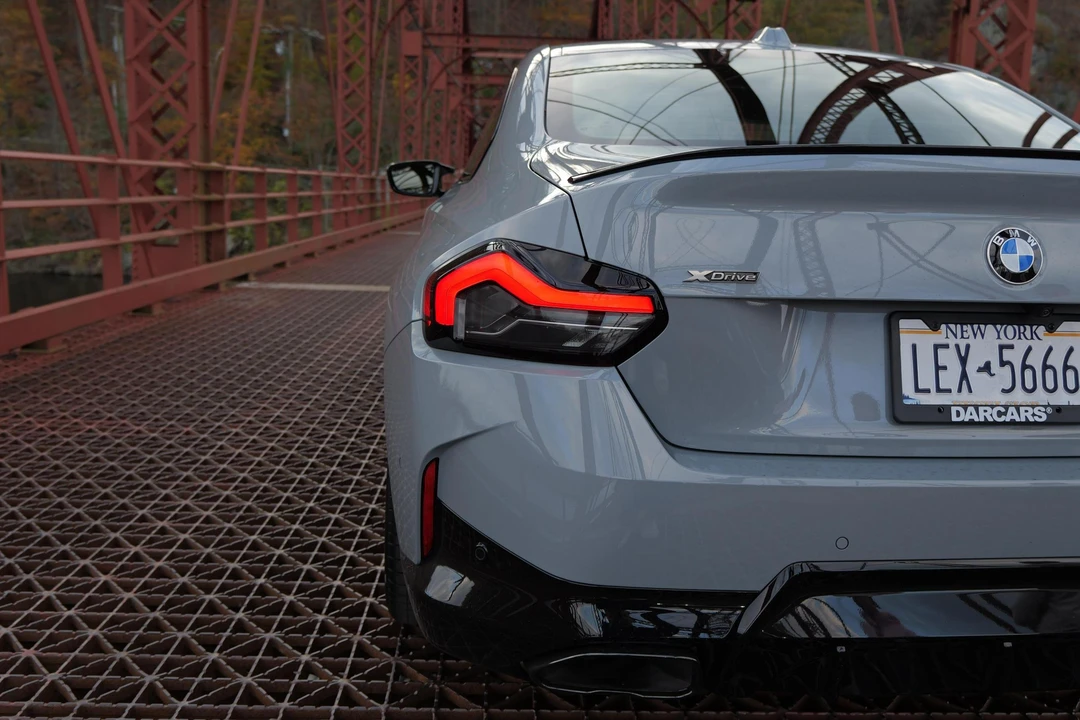 2023 BMW G42 M240i - Image 23 of 31