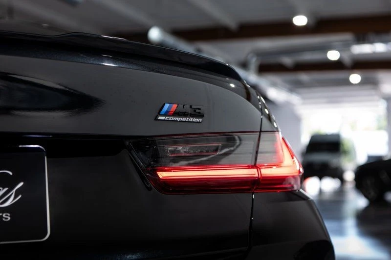 2023 BMW - Image 15 of 27