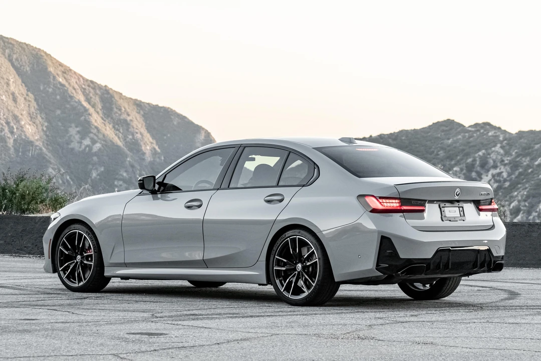 2023 BMW G20 M340i & M340d Sedan - Image 16 of 31