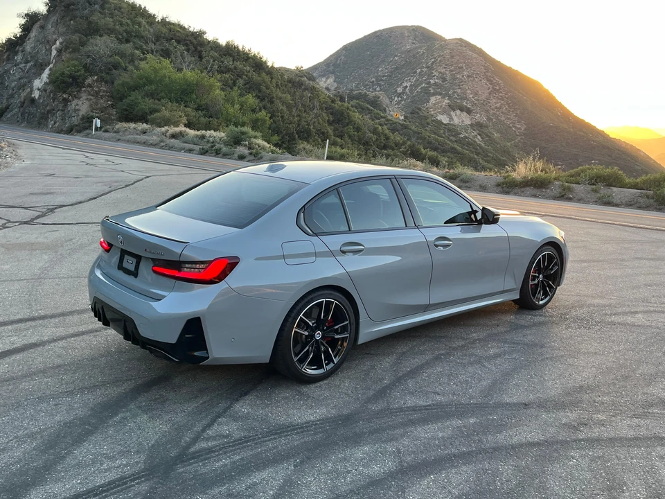 2023 BMW G20 M340i & M340d Sedan - Image 24 of 31