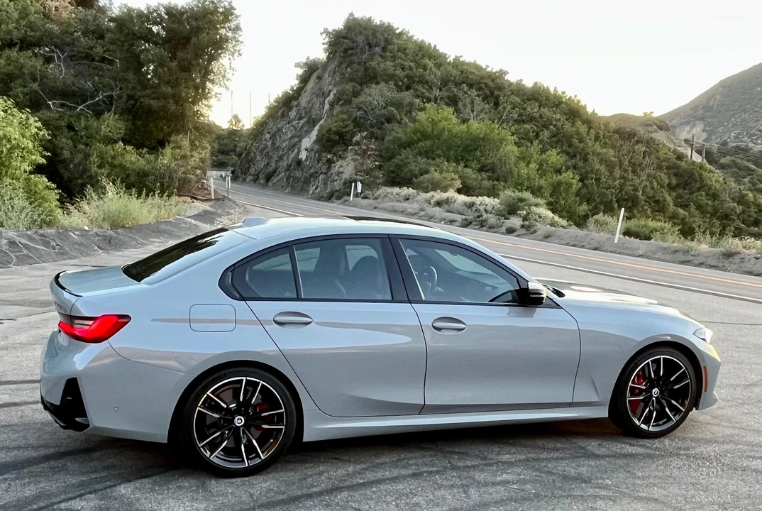 2023 BMW G20 M340i & M340d Sedan - Image 28 of 31