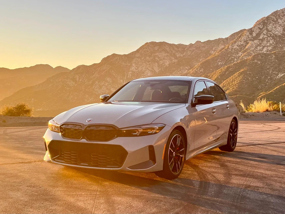 2023 BMW G20 M340i & M340d Sedan - Image 10 of 31