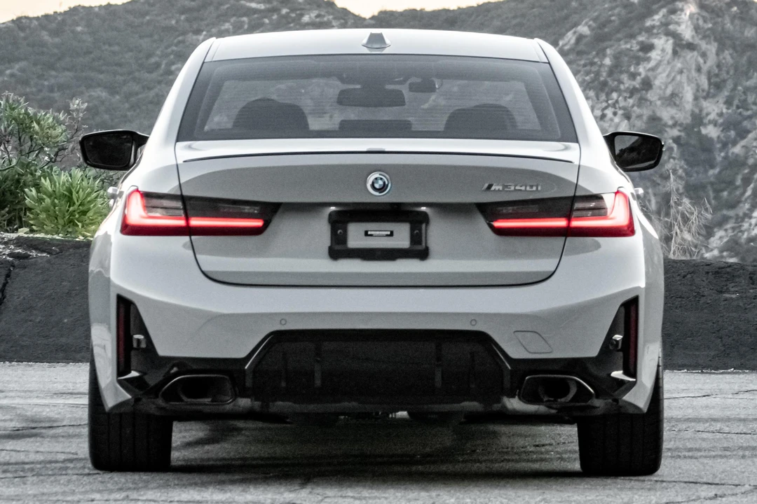2023 BMW G20 M340i & M340d Sedan - Image 5 of 31