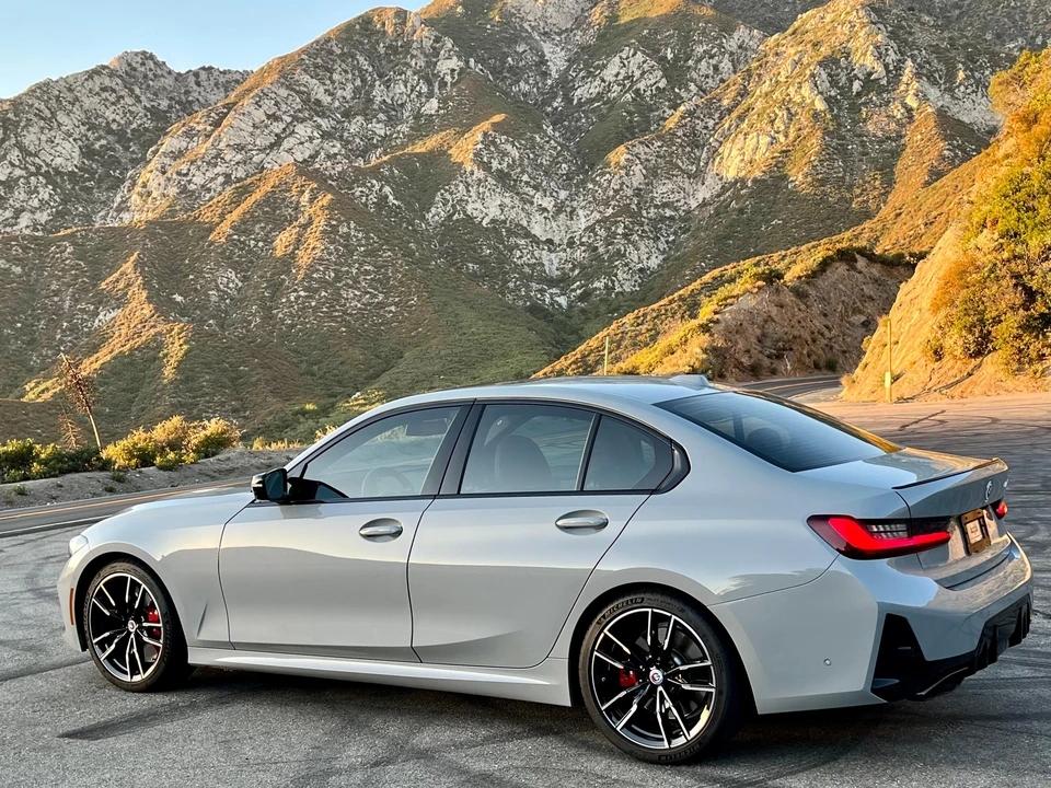 2023 BMW G20 M340i & M340d Sedan - Image 15 of 31