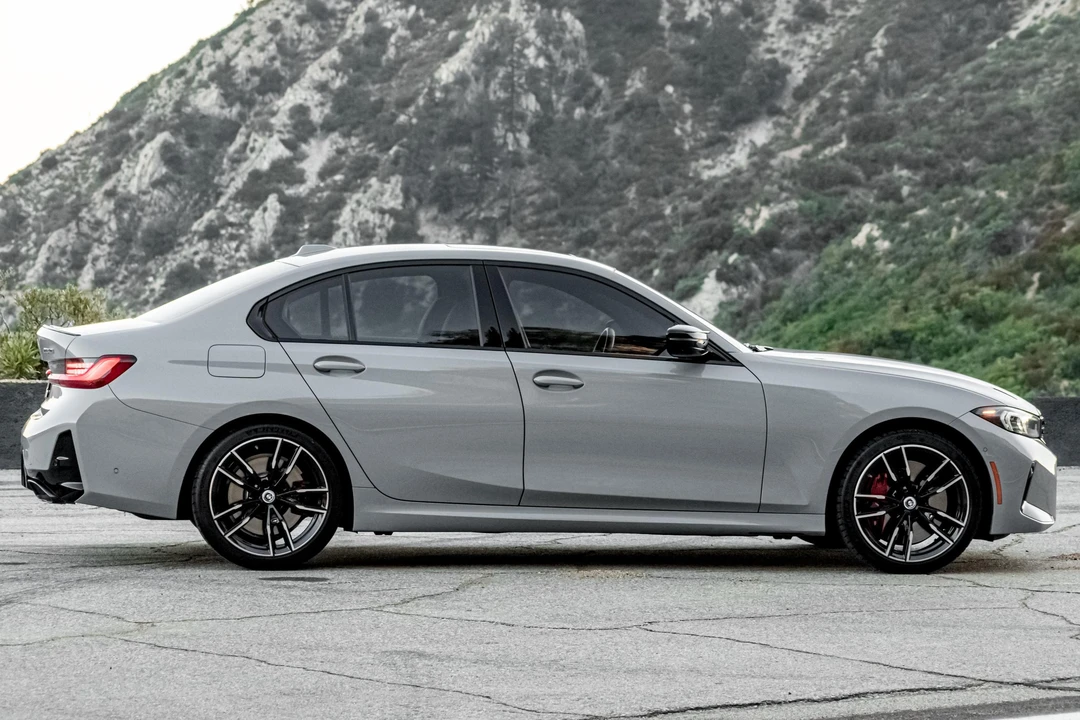 2023 BMW G20 M340i & M340d Sedan - Image 3 of 31