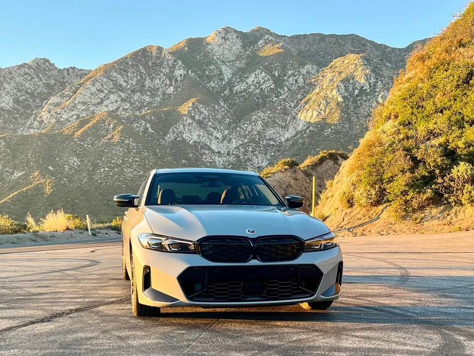 2023 BMW G20 M340i & M340d Sedan - Image 6 of 31
