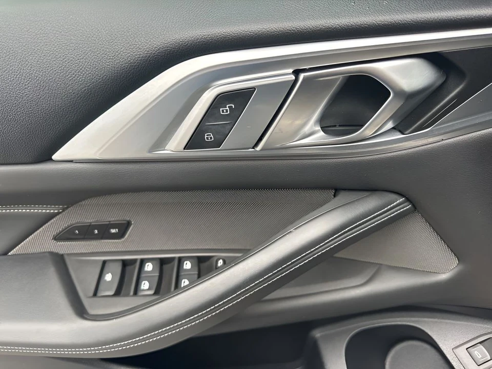 2023 BMW - Image 28 of 31