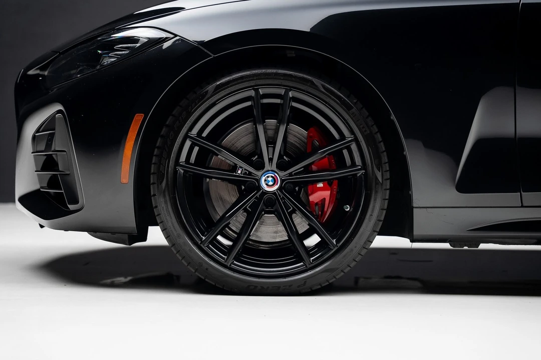 2023 BMW 4 Series - Image 18 of 21