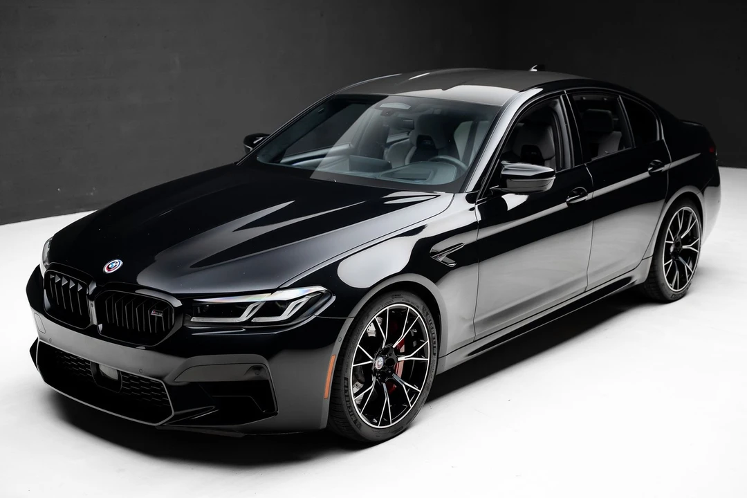 2023 BMW M5 - Image 5 of 31