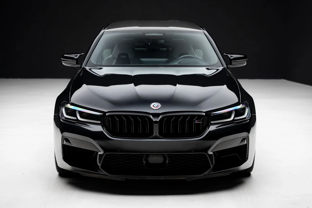 2023 BMW M5 - Image 7 of 31