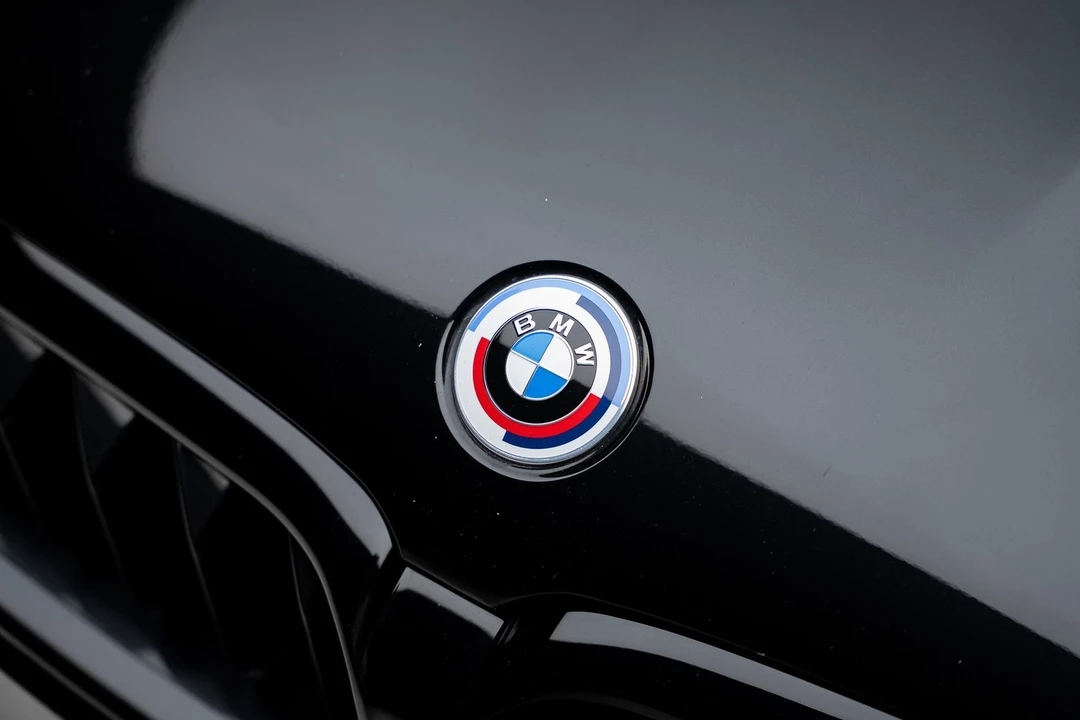 2023 BMW M5 - Image 13 of 31