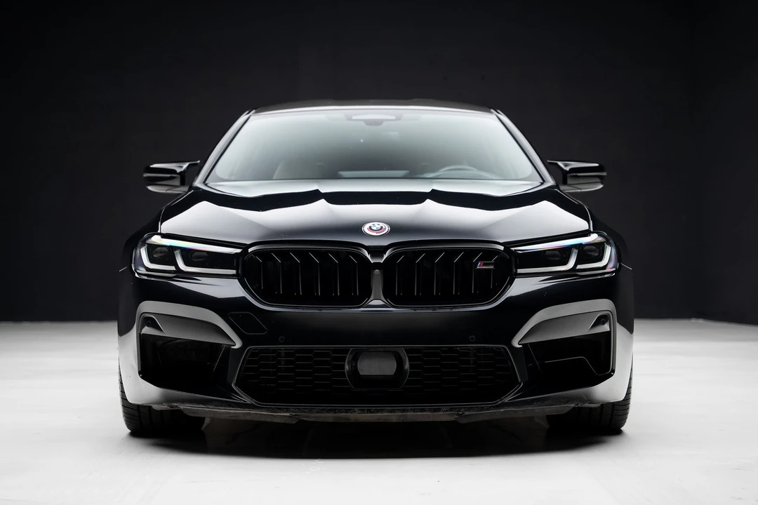 2023 BMW M5 - Image 8 of 31