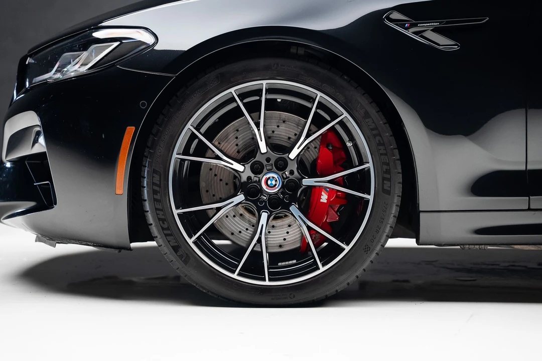 2023 BMW M5 - Image 20 of 31