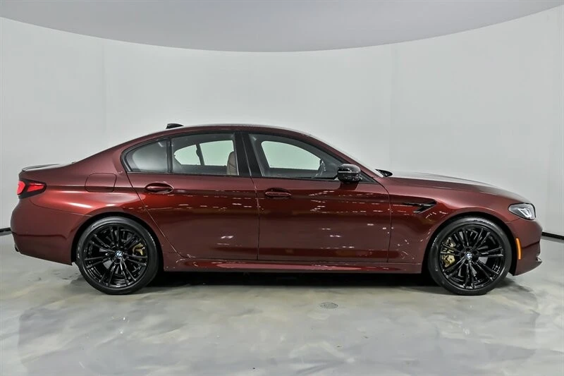 2023 BMW - Image 14 of 31