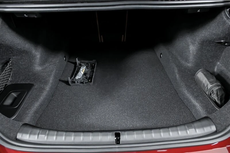 2023 BMW - Image 16 of 31