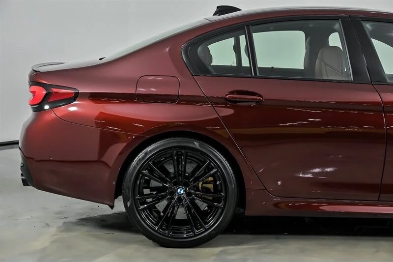 2023 BMW - Image 13 of 31