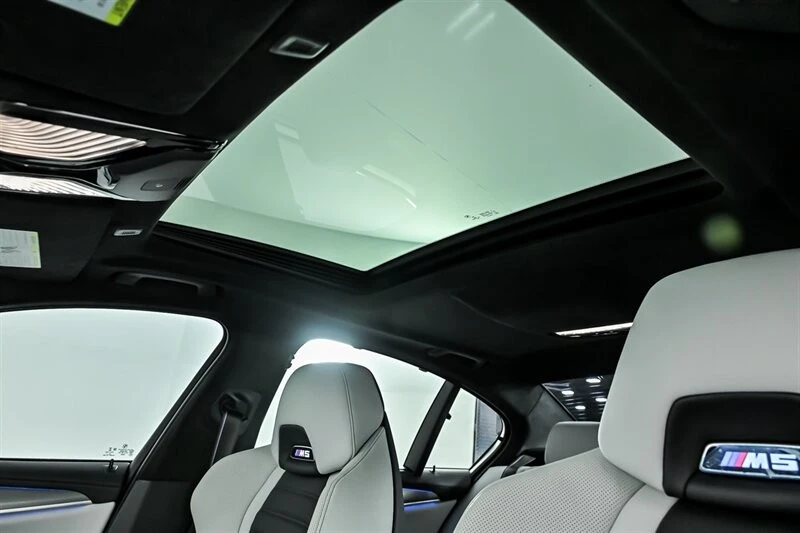 2023 BMW F90 M5 - Image 20 of 31